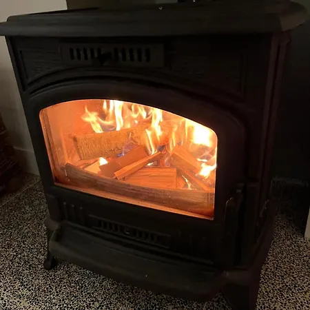 Bagatelle, 8 Personnes Front De