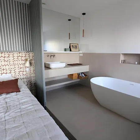 Bagatelle, 8 Personnes Front De * Houlgate