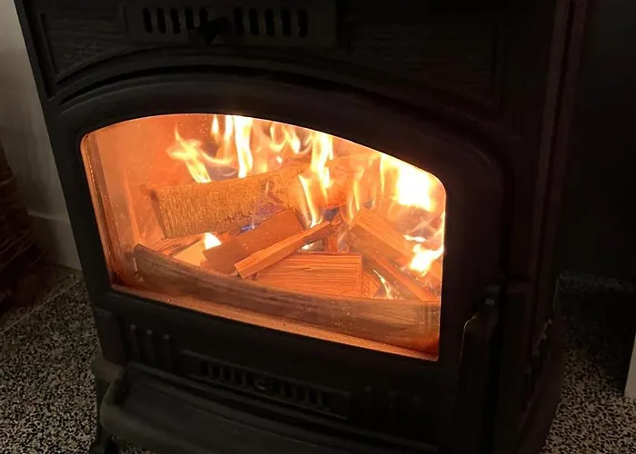 Bagatelle, 8 Personnes Front De